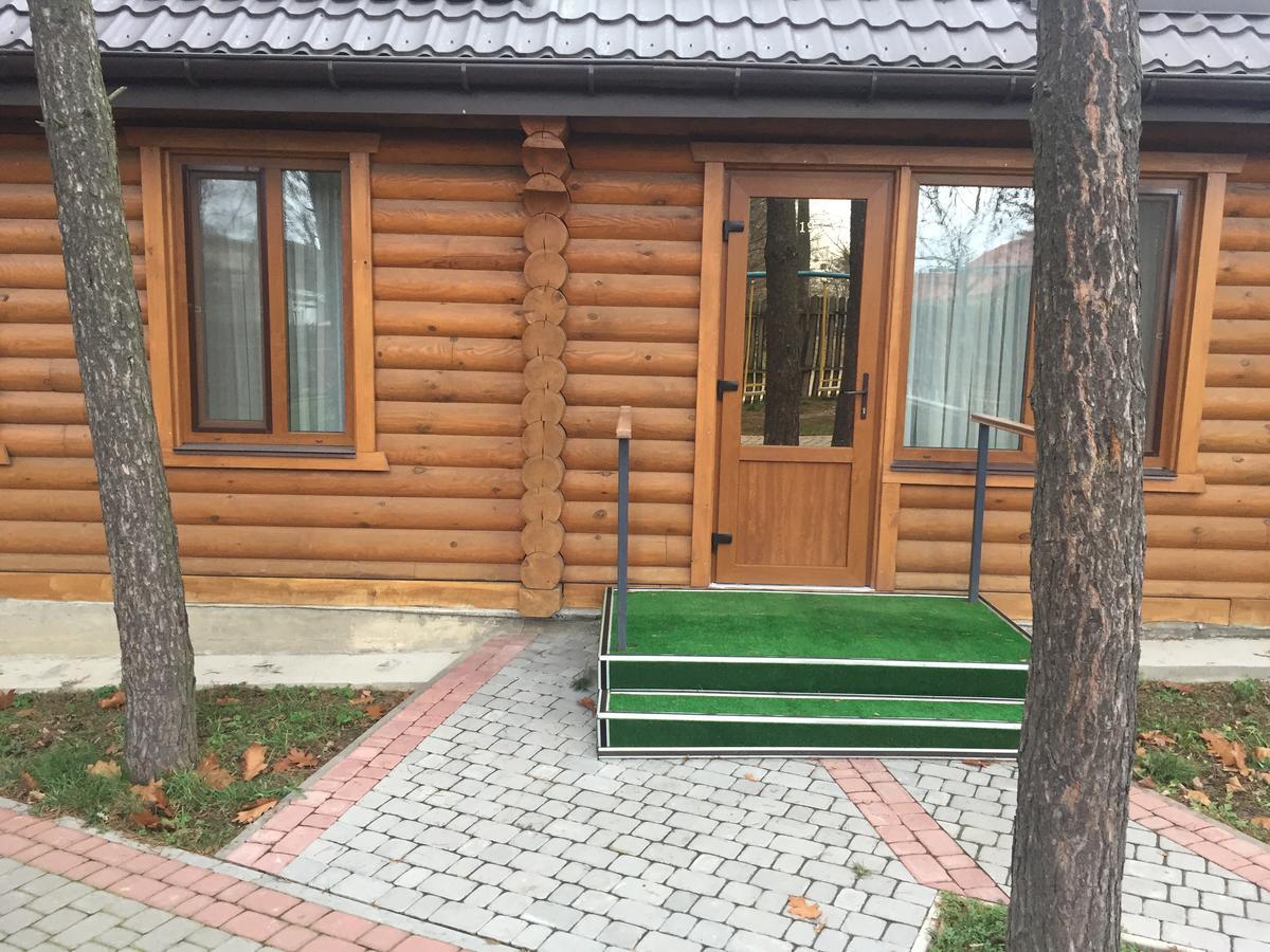 Podilskii Dvir Yakushintsy Bagian luar foto