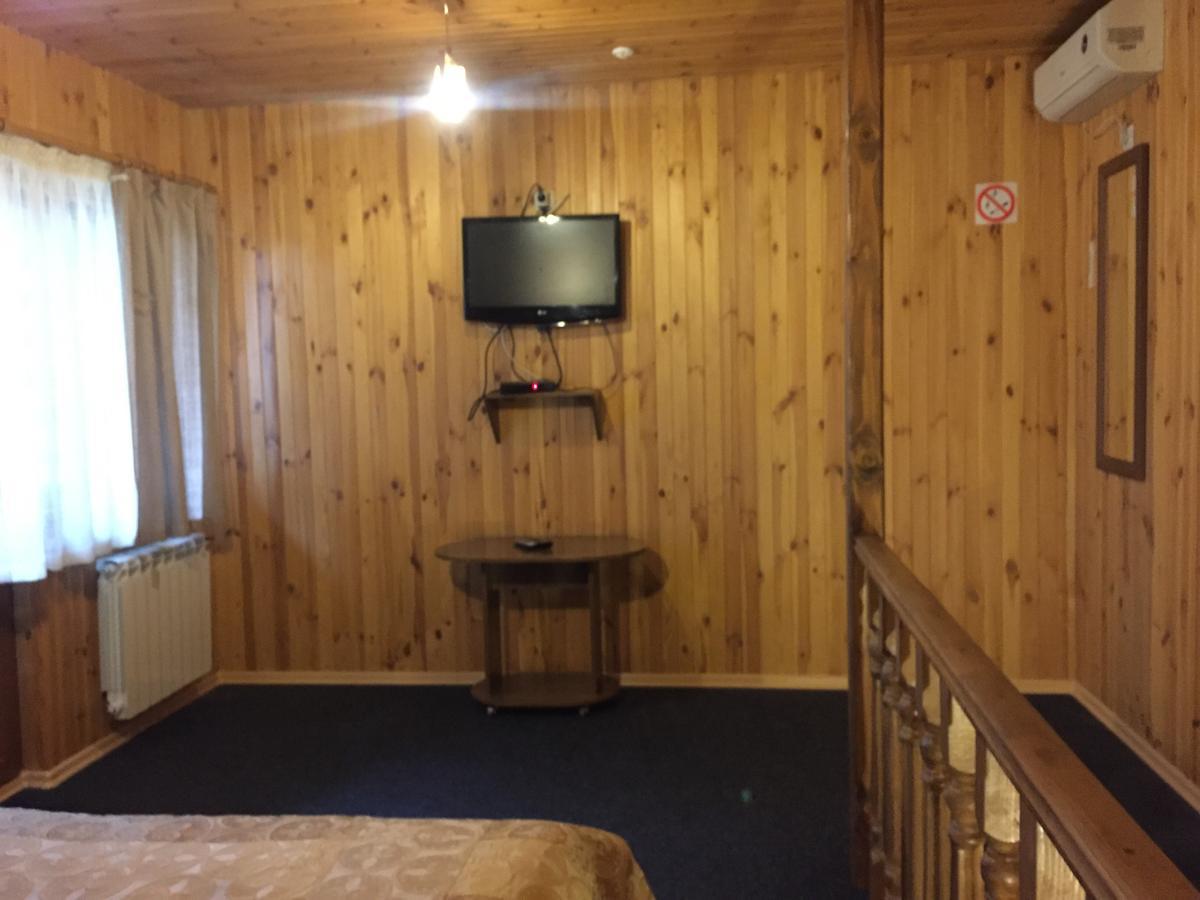 Podilskii Dvir Yakushintsy Bagian luar foto